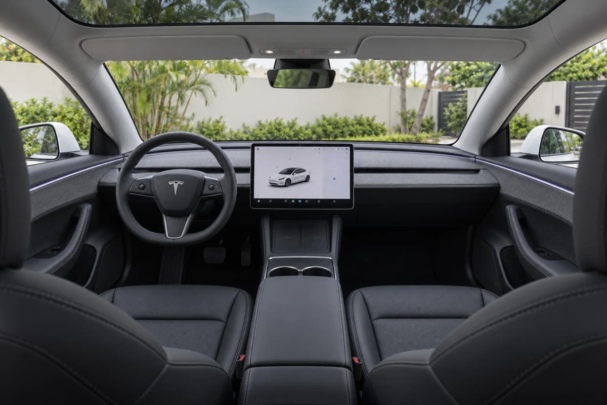 Tesla Model 3 2024, foto 3 de 3