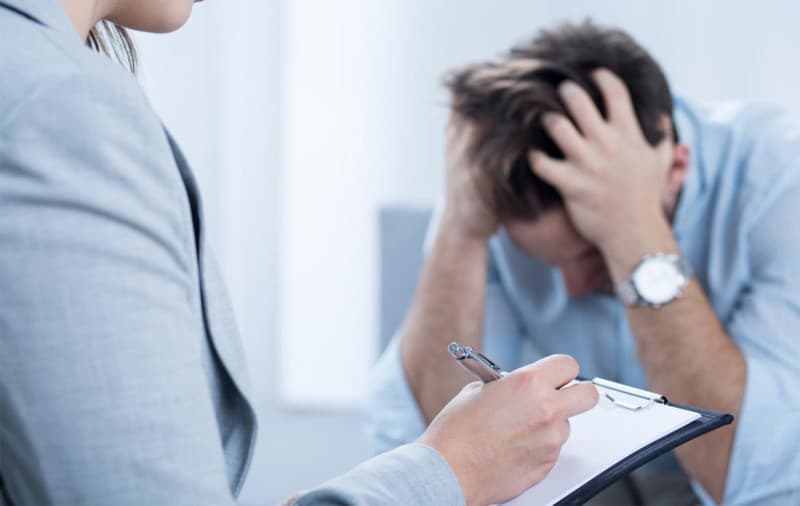 Especialista alerta que el 25% de la población padece trastornos del sueño y deben ir al psiquiatra
