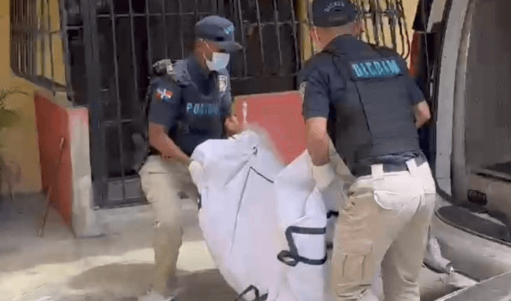 Policía investiga muerte de madre e hijo encontrados en estado de descomposición en apartamento