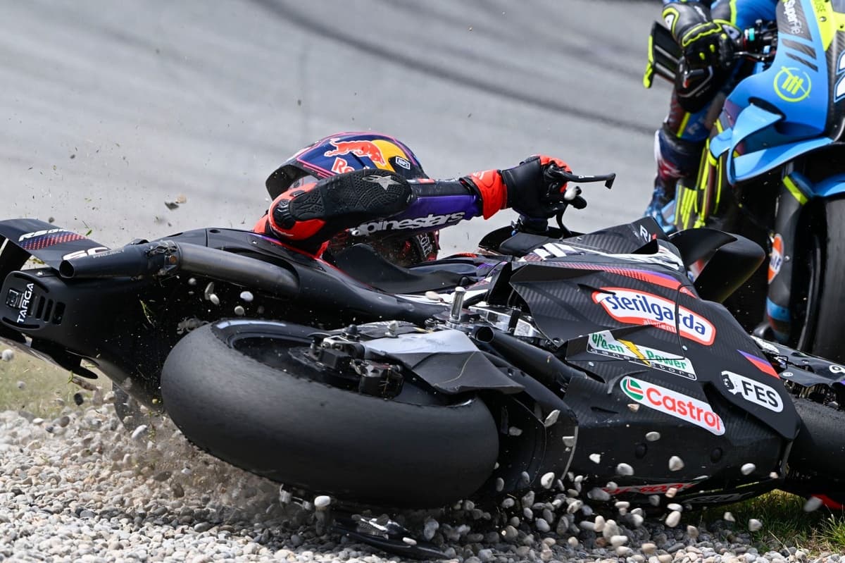 La paradoja de Jorge Martín: líder de MotoGP 2026... ¡siendo el piloto con más caídas!