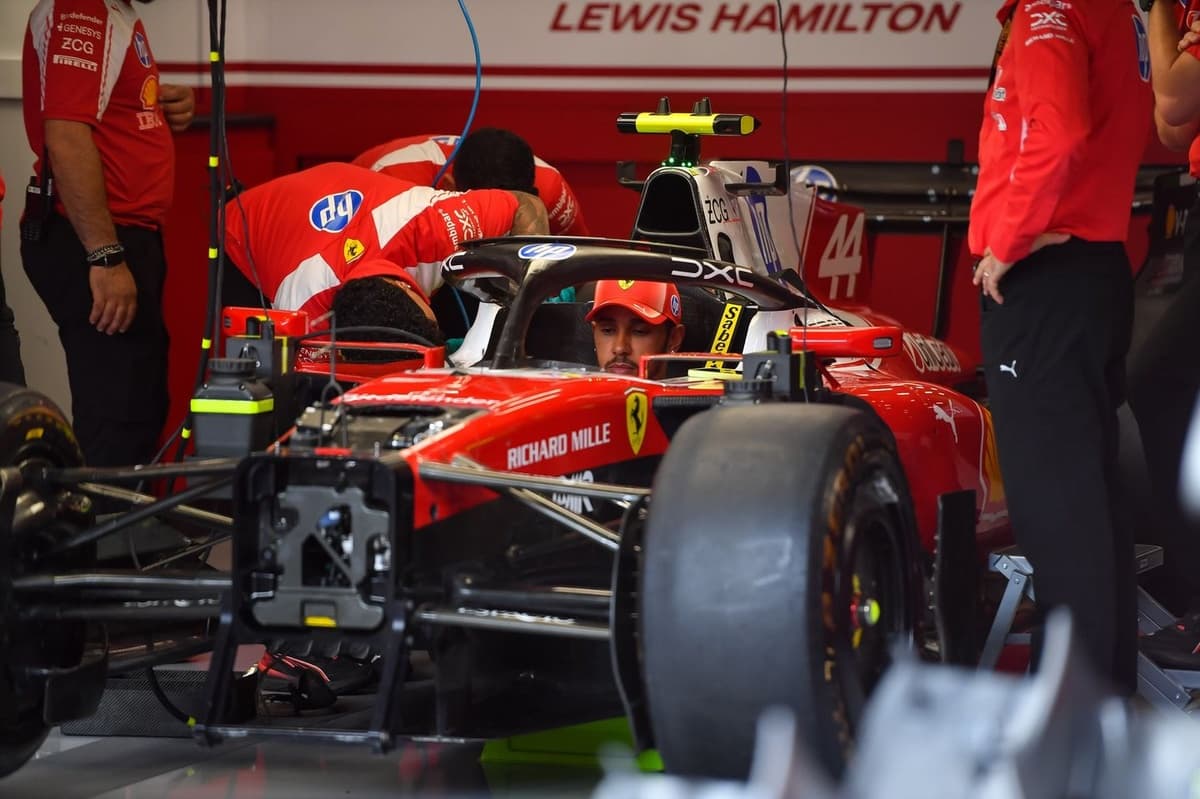 Hamilton detecta el problema de Ferrari en Spa: "Hay que encontrar ese tiempo"