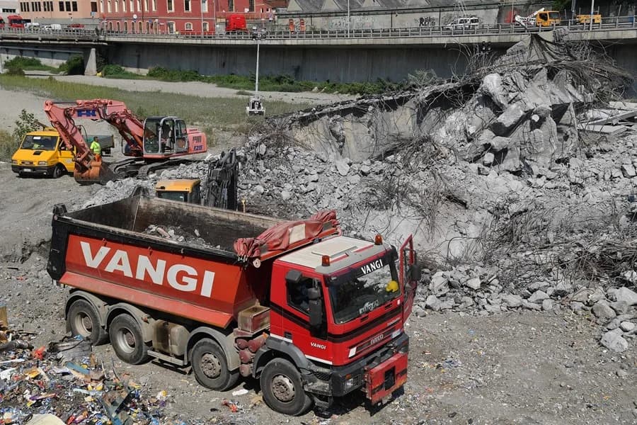 32 Condenados por derrumbe mortal del puente de Génova en 2018