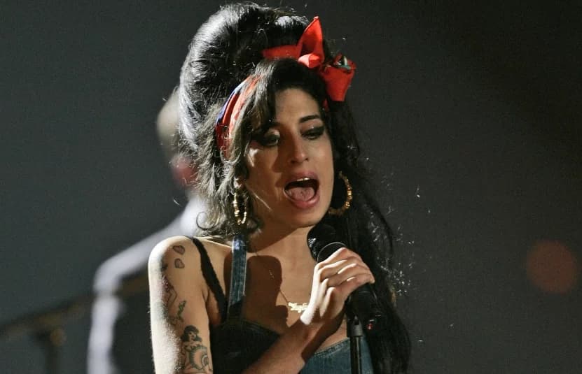 La música británica busca 'heredera' de Amy Winehouse 15 años después de su muerte