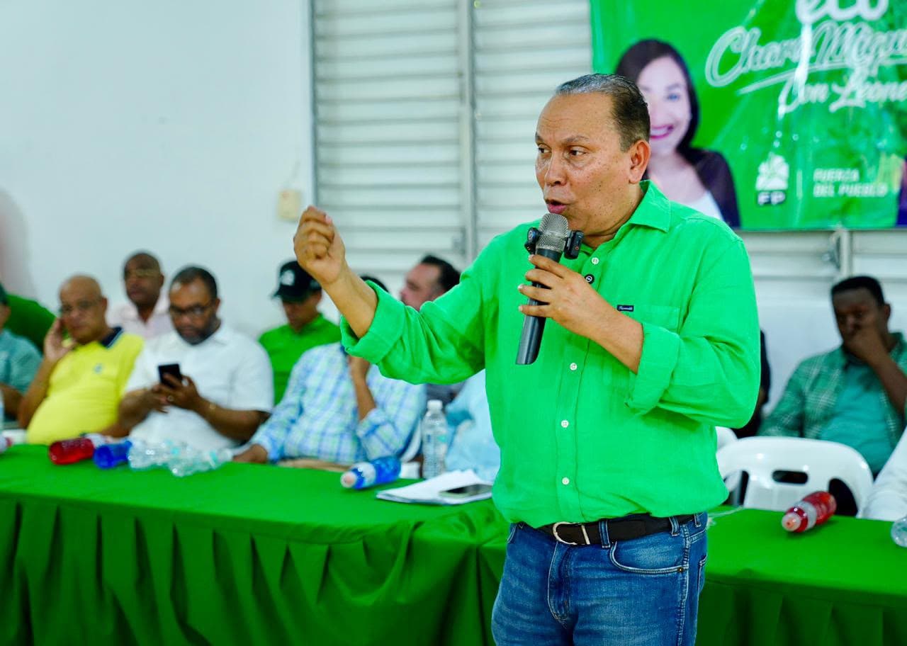 Radhamés Jiménez critica aprobación de reforma y cuestiona gasto público