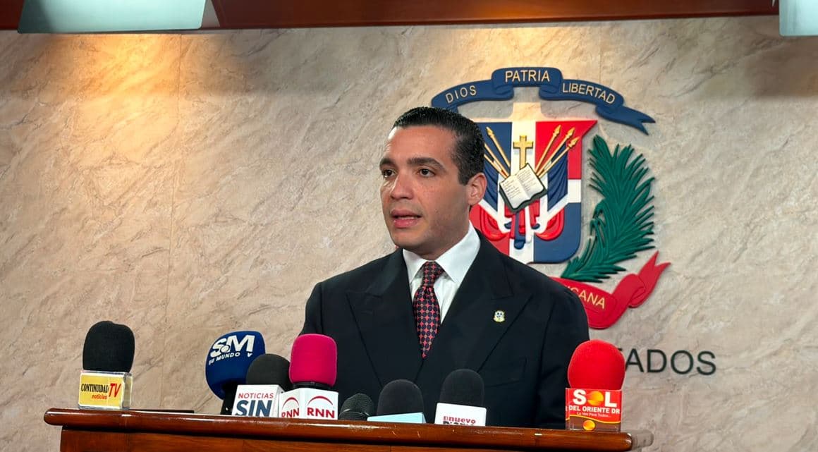 Charlie Mariotti Jr. somete proyecto para fortalecer la libertad de expresión en el Código Penal