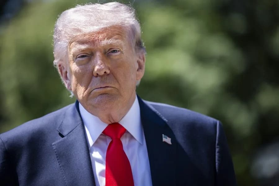 Trump exige bajar el precio de la gasolina a 2,50 dólares por galón