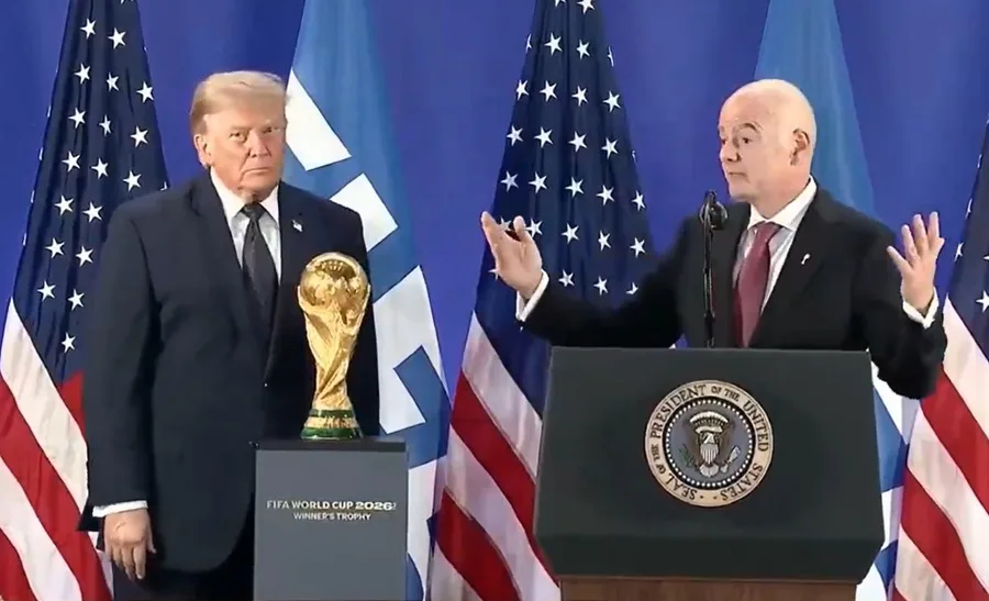 Trump sugiere que Estados Unidos debería organizar otro Mundial «sin México y Canadá»