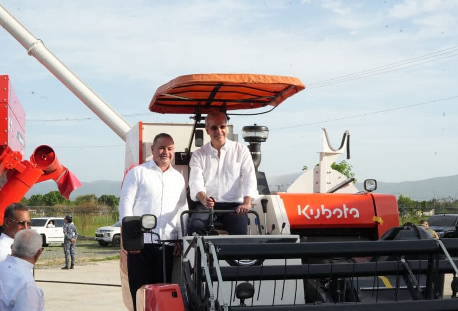 Gobierno apuesta a mecanización para reducir costos y elevar producción agrícola