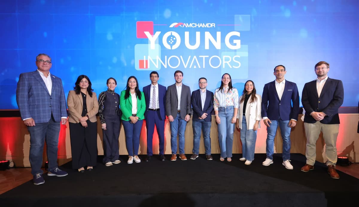 Amchamdr celebra primera edición de Young Innovators para conectar emprendimiento, innovación y sector empresarial