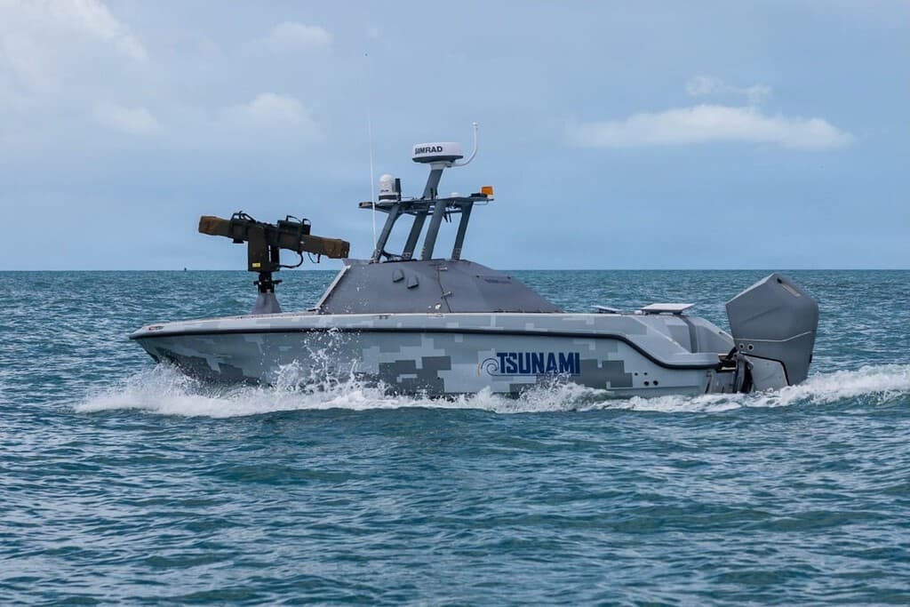 La jefa de investigación de la Armada de EEUU advierte: "dejen de copiar lo que desarrolla la industria"