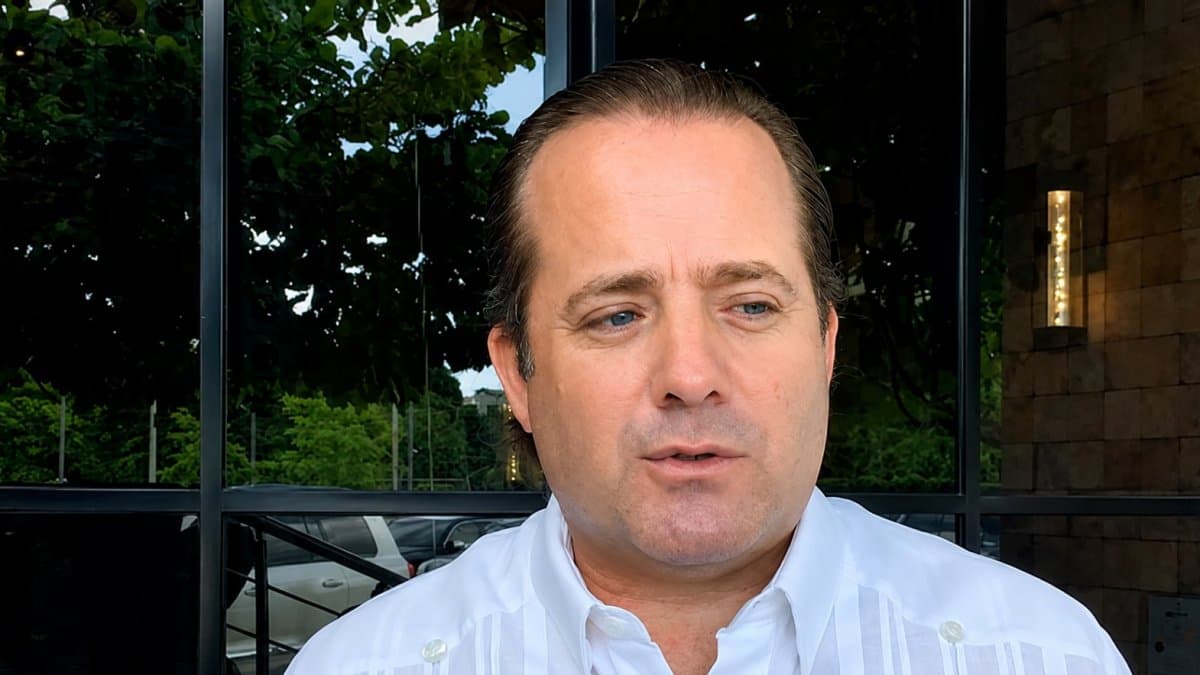 Cuestionan encuentro "clandestino" de Paliza en La Vega