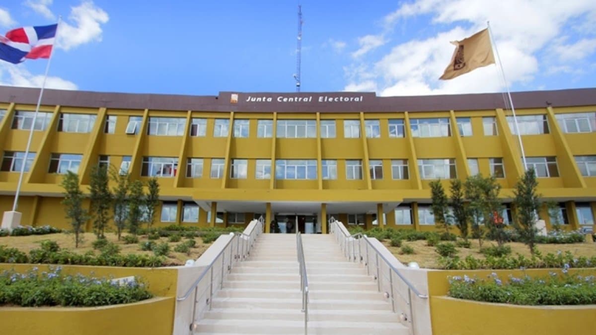 JCE flexibiliza renovación cédula los fines de semana y feriados