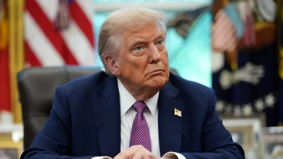 Trump llega a los 80 presumiendo de salud aunque crecen las dudas sobre sus facultades