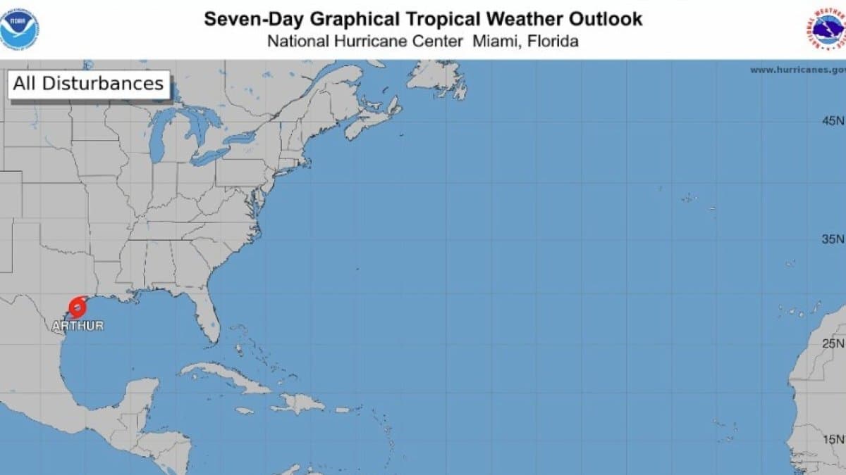 Se forma Arthur, la primera tormenta tropical del Atlántico; ¿representa peligro para República Dominicana?