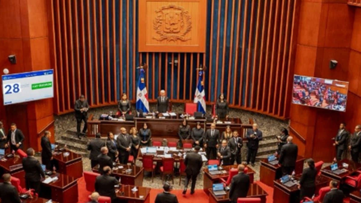 Senado da luz verde a pieza “anticrisis” del Gobierno