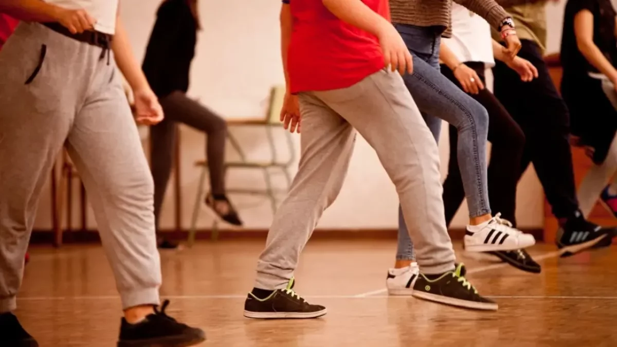 Las clases de salsa reducen los síntomas depresivos en jóvenes adultos, según un estudio