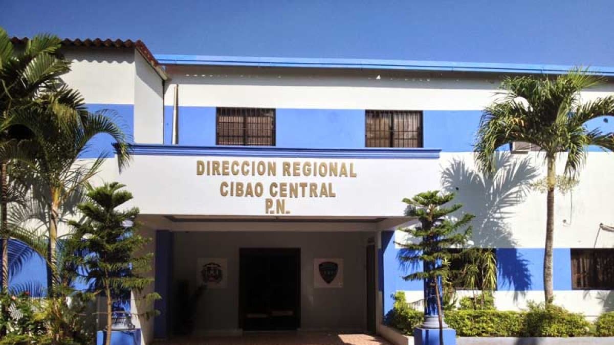 Policía Nacional busca a dos prófugos por homicidios recientes en Santiago