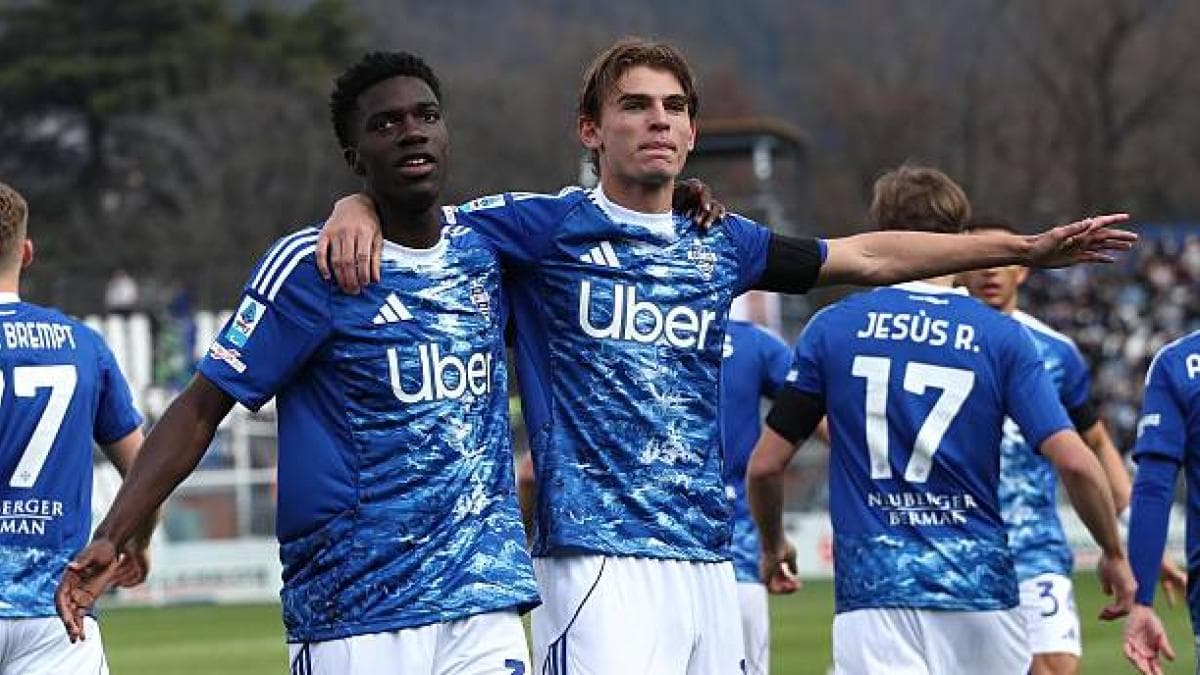 El Como acepta la oferta del Real Madrid y ficha a Nico Paz