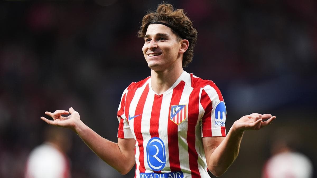 El Atlético presenta las camisetas de la 26-27 y no aparece Julián Álvarez
