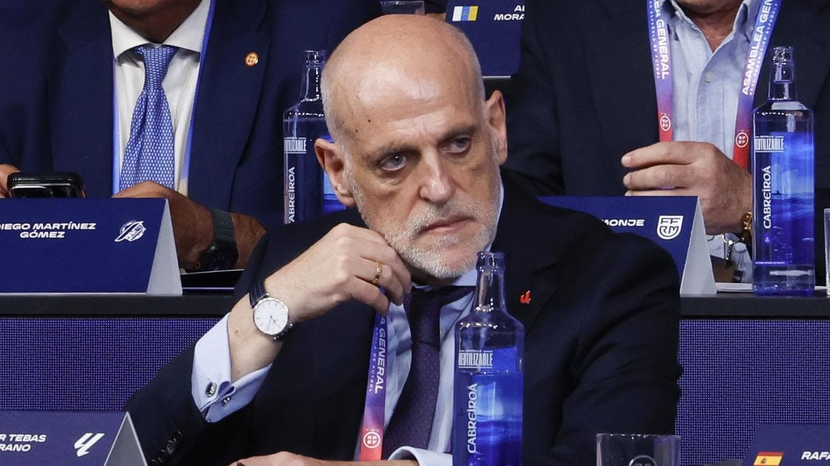 Dura respuesta de Tebas a Infantino: "Patético"