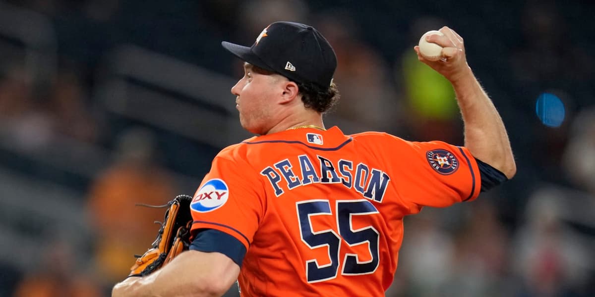 Reales refuerzan el bullpen tras adquirir a Pearson en un cambio con Astros