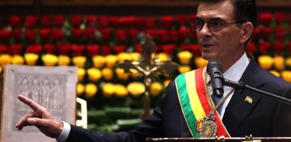 El Gobierno de Bolivia oficializa con un decreto la eliminación de dos ministerios