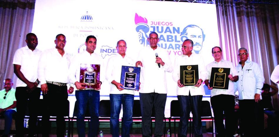 Vistosidad y colorido en la apertura de los Juegos Juan Pablo Duarte