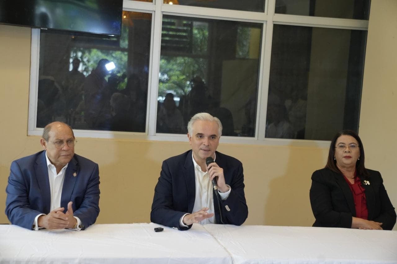 Educación, Mescyt e Infotep encabezan diálogo de Consulta Nacional de transformación educativa en la región Norte