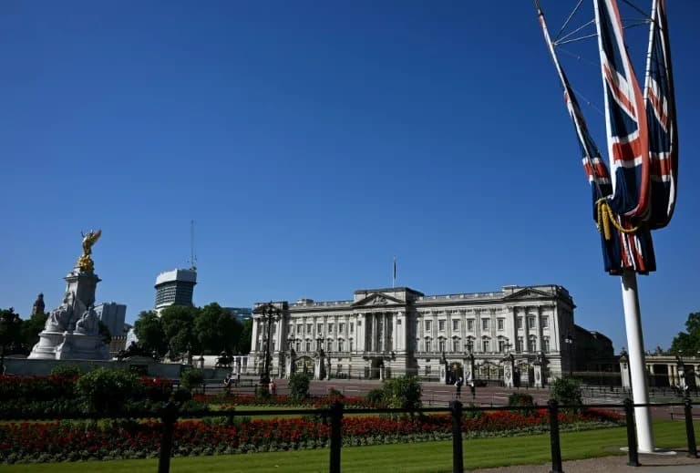 Carlos III renuncia a vivir en el Palacio de Buckingham tras millonaria remodelación