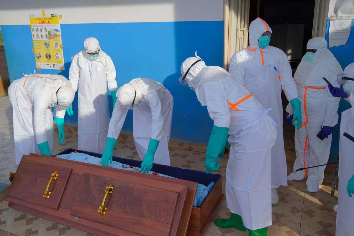 El Congo eleva a 967 el número de muertos y a 2.423 los casos confirmados de ébola