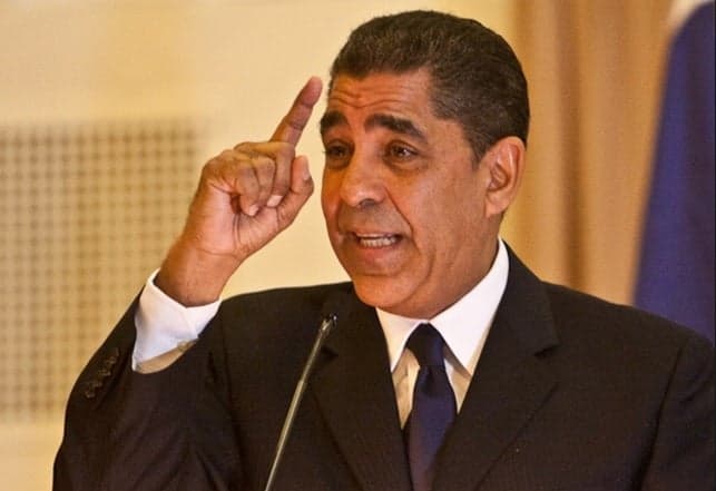 "No me he retirado de la política; continuaré sirviendo a la comunidad de la mejor manera posible", asegura Adriano Espaillat