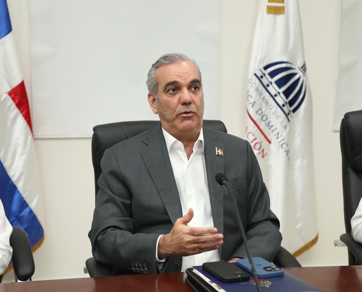 Me siento totalmente indignado! Presidente Abinader califica de "animal" acción del cabo Moreta que mató al joven Darlin en Herrera; afirmó que dará seguimiento al proceso judicial y reclamó una respuesta ejemplar por parte de las autoridades