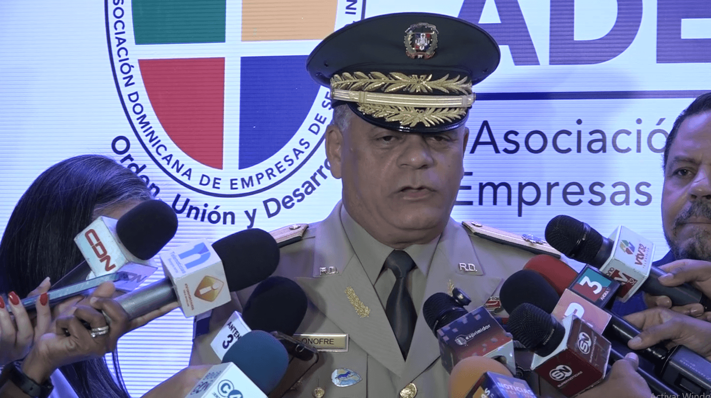 República Dominicana repatría a 12 peloteros tras terremotos en Venezuela