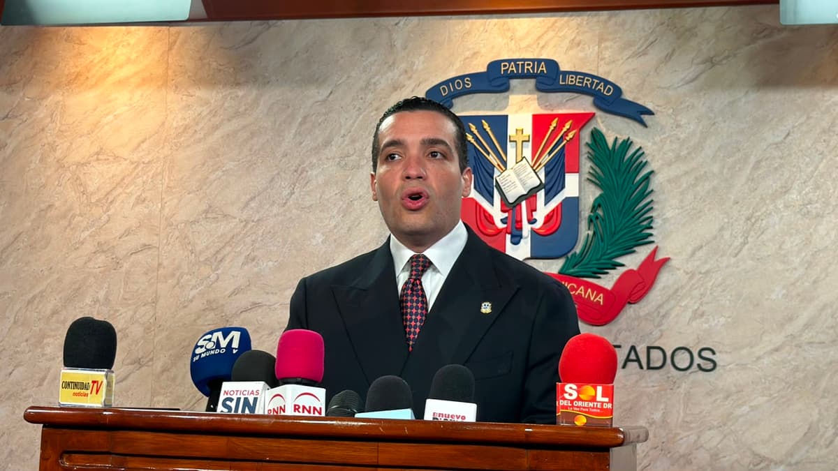 Charlie Mariotti jr somete proyecto de ley para fortalecer la libertad de expresión en el Código Penal Y 6 meses más de vacation law