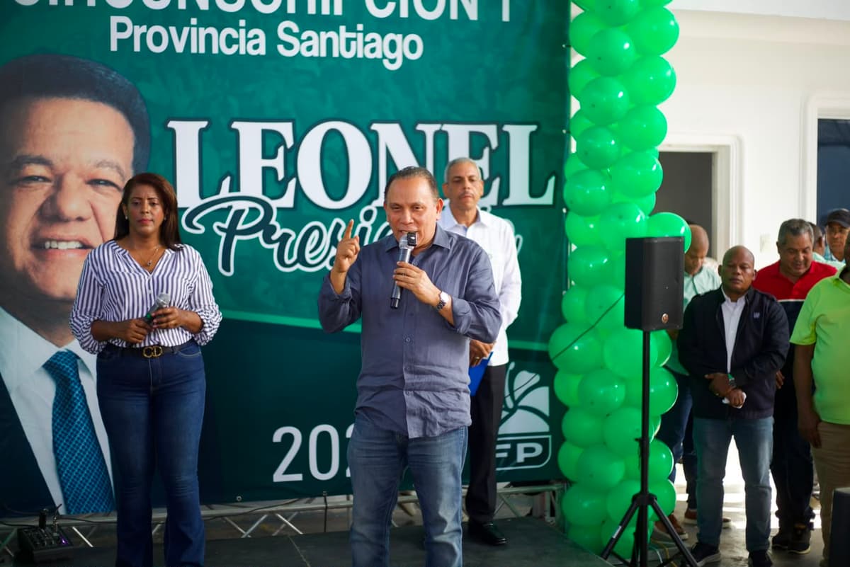 Está chupando a los más pobres! Radhamés Jiménez ve al gobierno del PRM como "lo más parecido al conde Drácula"