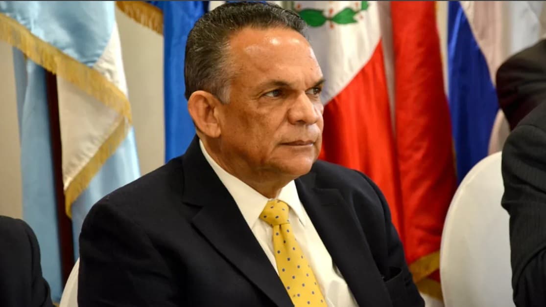 Ventura Camejo vuelve a la realidad; desiste de sus aspiraciones de ser el candidato presidencial del PLD