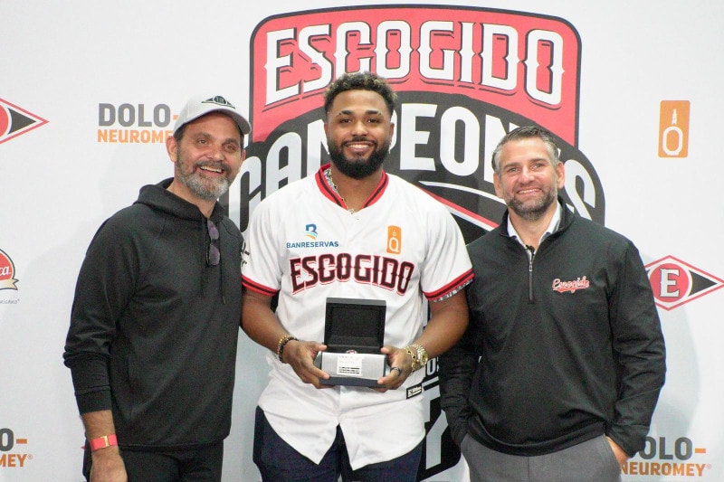 Escogido entrega anillos de campeones 2024-25: corona 17 de LIDOM y recuerdo del “Caminerazo”