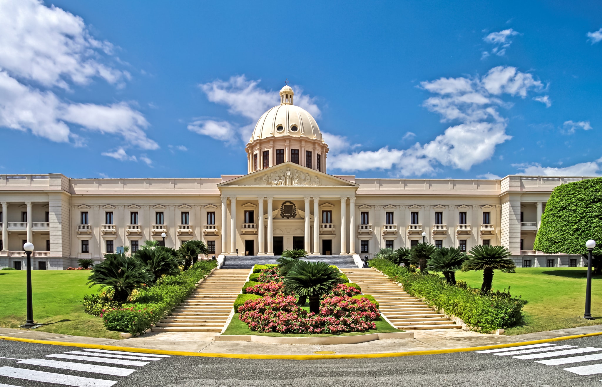 Gobierno dice estar listo ante impactos económicos de la guerra en Irán; Raquel Peña llama a la calma