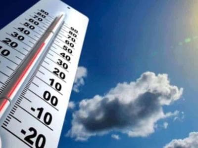 Sol radiante y calor intenso predominarán este martes; ligera presencia de polvo del Sahara opacará el cielo