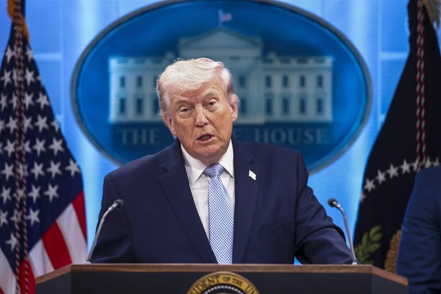Trump advierte a Irán de que si no les gusta el acuerdo habrá más bombas «sobre sus cabezas»