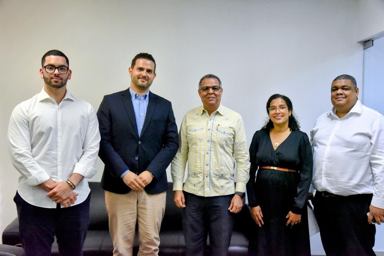Investigadores de la UFHEC y universidad italiana impulsan innovador proyecto científico para transformar el sargazo en bioenergía y compuestos de alto valor