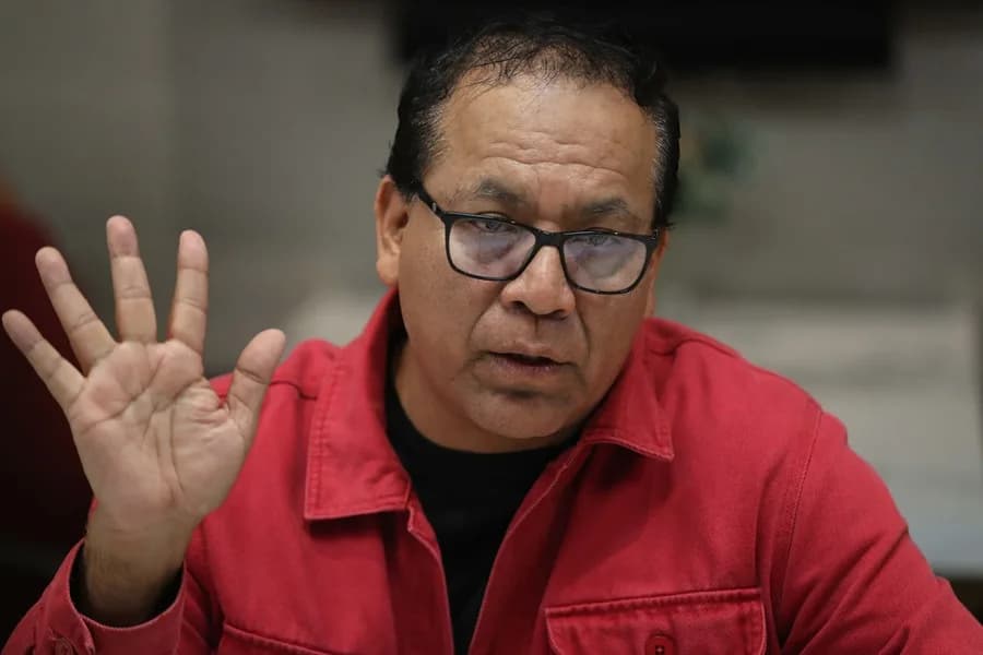 Roberto Sánchez alerta sobre un presunto fraude en Perú y rechaza al gobierno de Fujimori