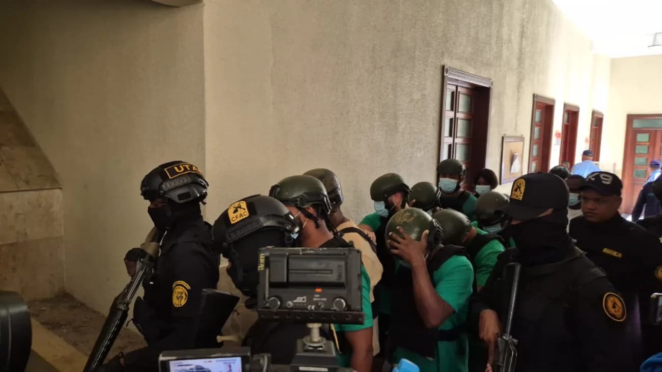 Aplazan audiencia de coerción contra acusados de red de extorsión y estafa a estadounidenses
