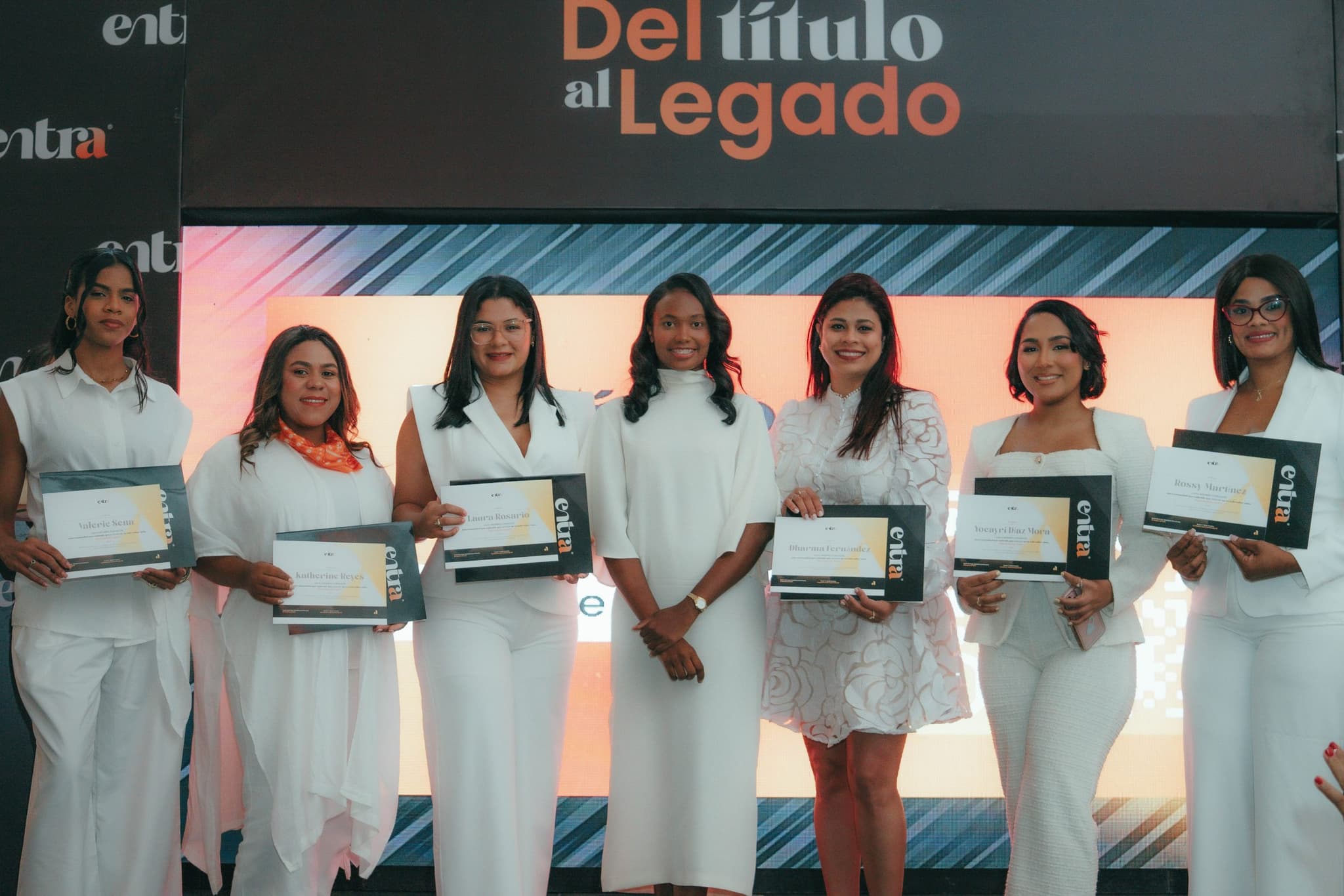 Del título al legado: ENTRA reúne a la nueva generación de líderes jurídicos dominicanos