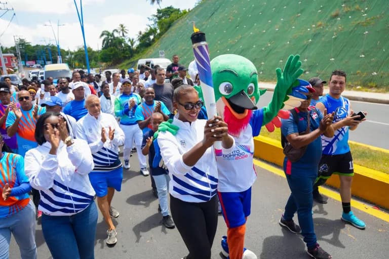 La provincia de Samaná recibió el fin de semana la antorcha de los Juegos Centroamericanos y del Caribe Santo Domingo 2026
