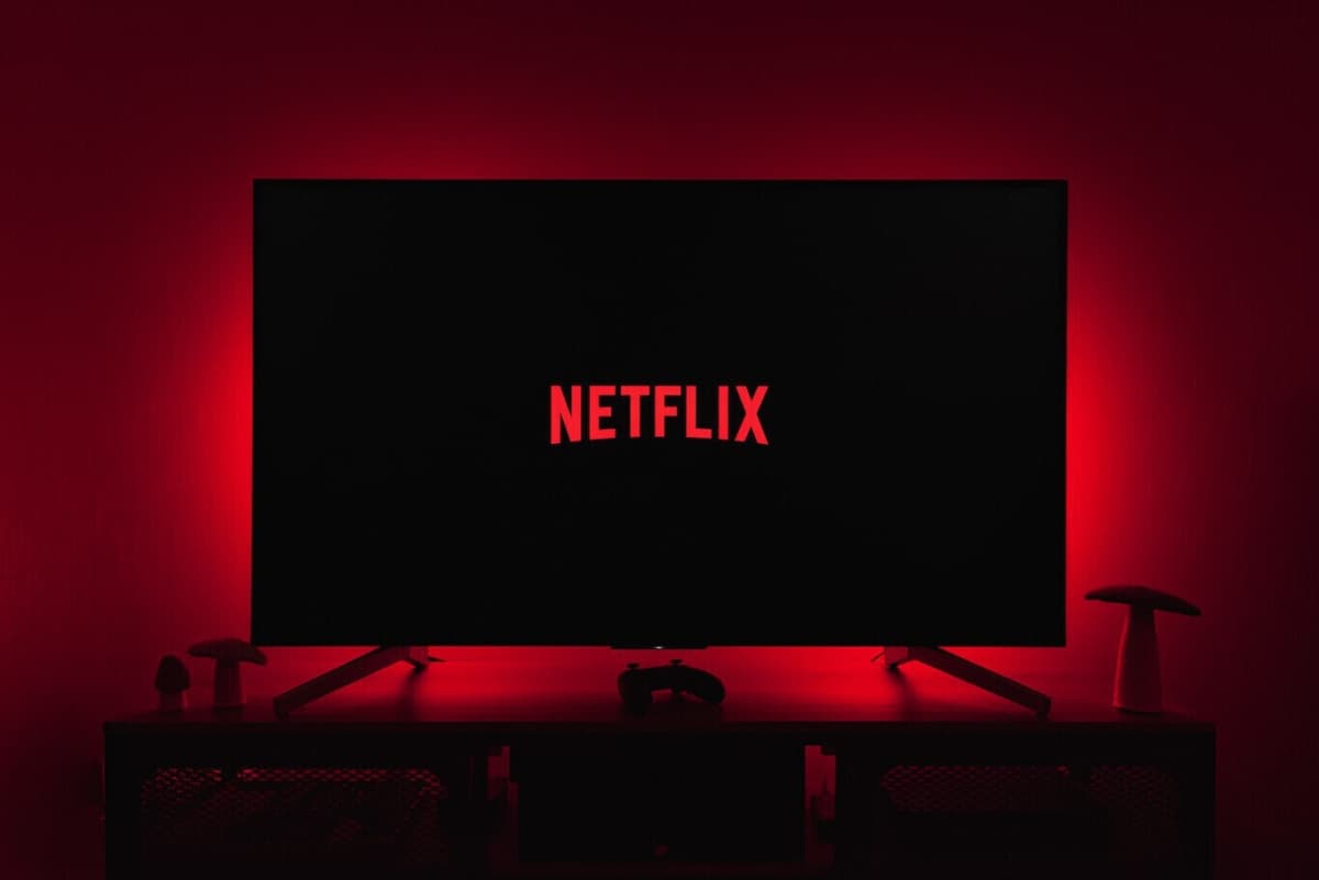 Netflix estrena "El Polígamo", la serie sudafricana que arrasa con sus giros inesperados y su cruda historia de infidelidad