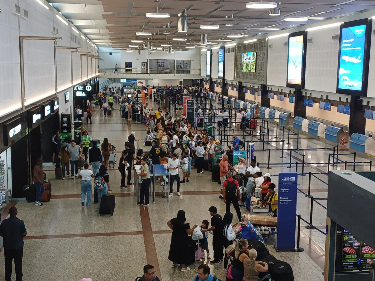 Cancelan 18 vuelos en el AILA por mal tiempo en el noreste de EE. UU.