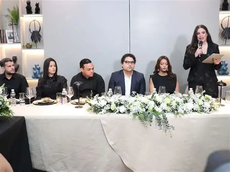 Banquetón Plus reúne jóvenes en exitoso conversatorio en La Vega
