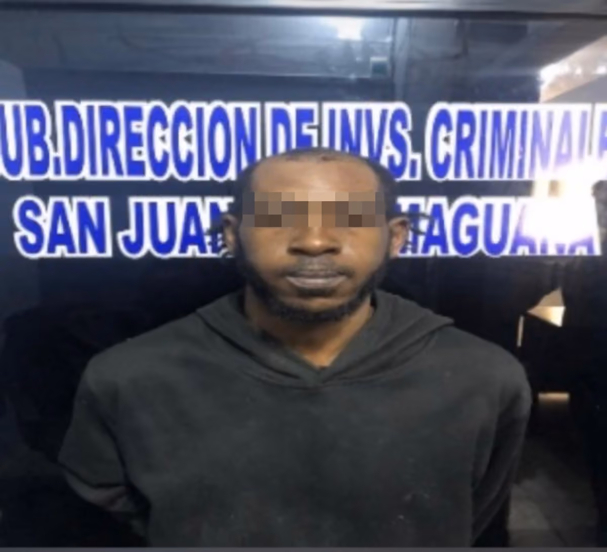 Policía Nacional captura a dos hombres acusados de asalto a mano armada en vivienda de San Juan de la Maguana