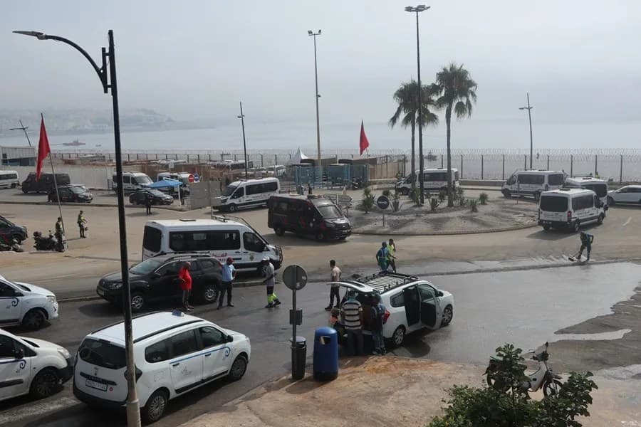 La frontera de Marruecos con Ceuta recupera la normalidad tras una crisis sin precedentes